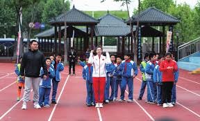 为什么“确定性工资”比“高波动收入”更有利于心理稳定？（稳定薪酬为何比高波动收入更能带来心理稳定？）